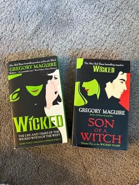 💚 ❤️1st Print Wicked novels by Gregory Maguire - sprayed edges Collecters ed.